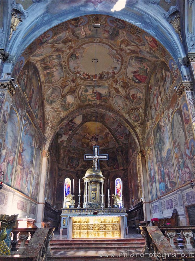 Monza (Monza e Brianza) - Presbiterio e coro del Duomo di Monza